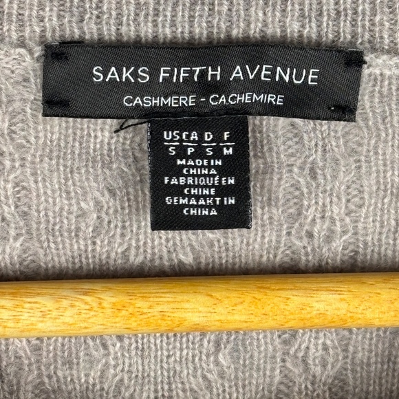 Saks Fifth Ave. Women 100% Cashmere Long Sleeve Sweater Sz XS Taupe Ribbed Soft - Picture 5 of 9